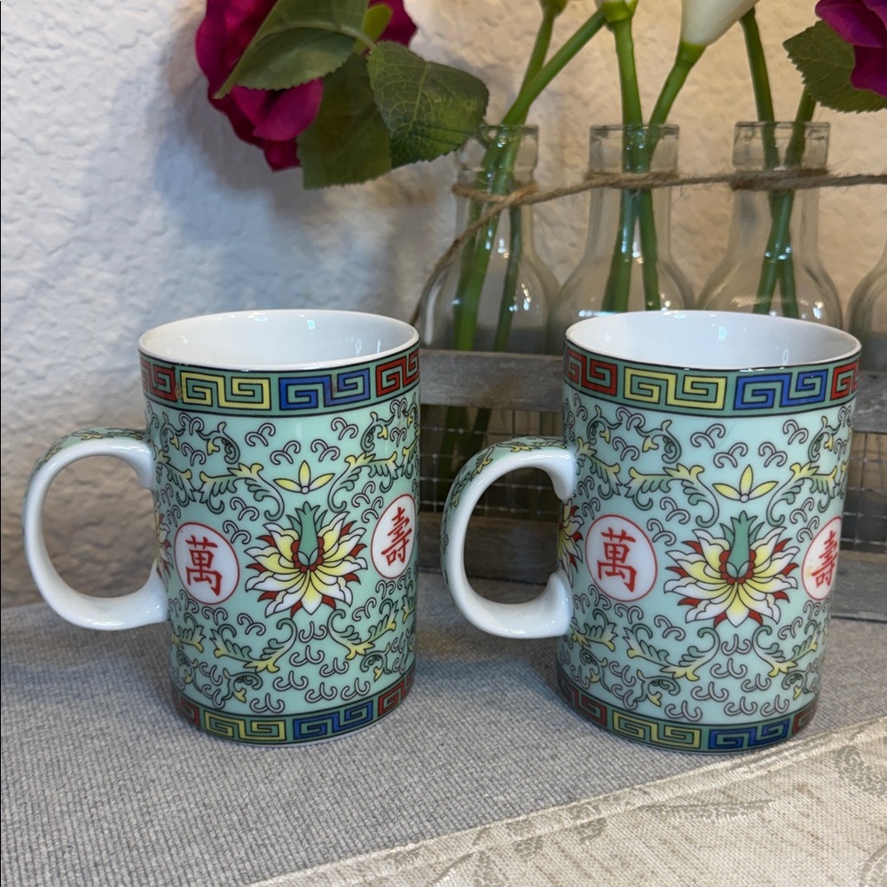 Vintage Chinese Turquoise‎ Longevity Mugs, Wan Shou Wu Jiang Famille Rose Pair